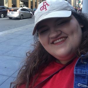 Meet your Posher, Kayla